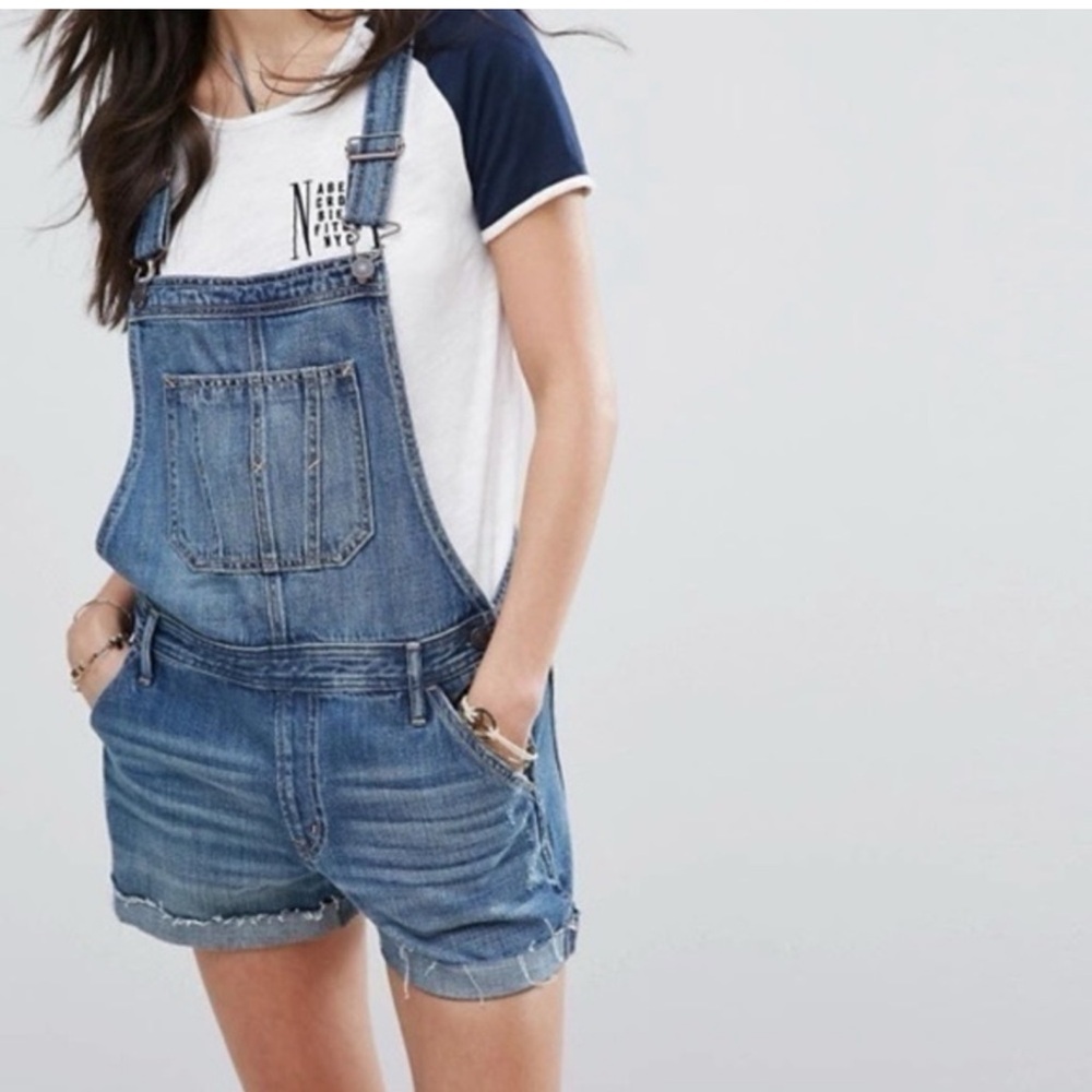 Abercrombie & Fitch Light Blue Denim Jeans